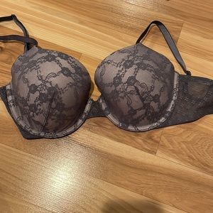 Like new Victoria’s Secret bra